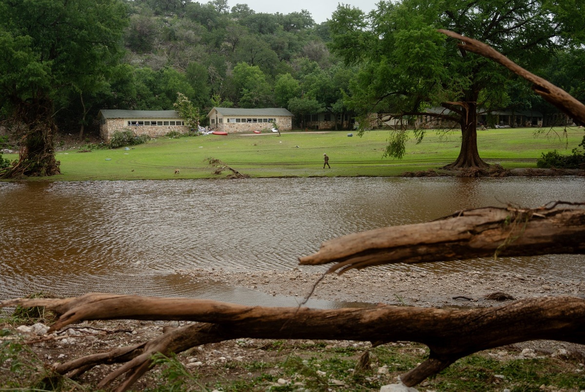 Bill overhauling disaster emergency response misses final approval in Texas Senate